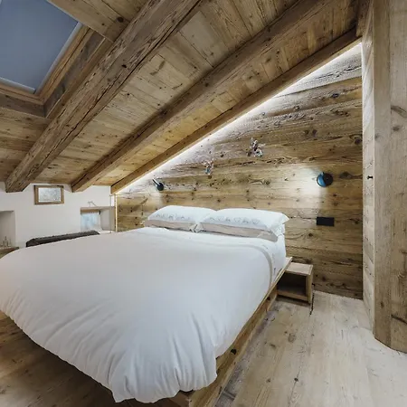 Cortina Penthouse Attico Diana Апартаменты Pocol
